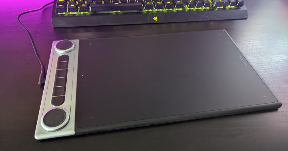 Huion Inspiroy Dial 2 Graphics Tablet